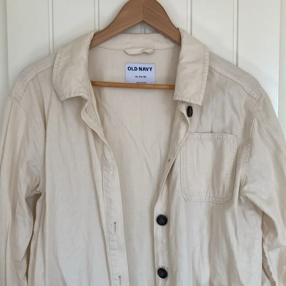 Old Navy reposhing this